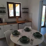בית נופש House Stipe *