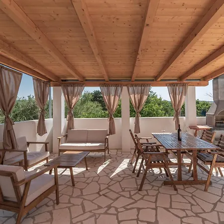 House Stipe Ferienhaus Lopar